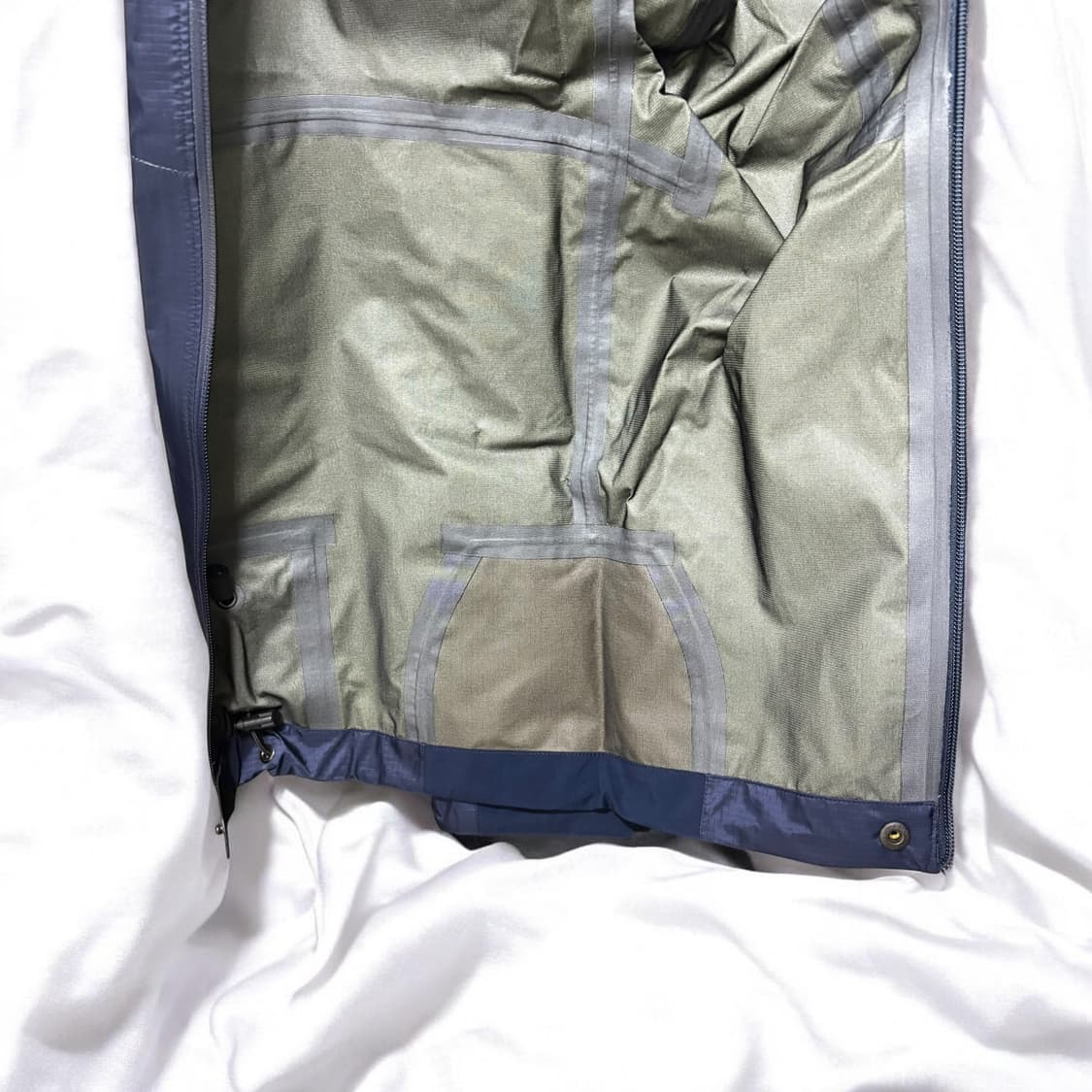 ARC’TERYX Theta LT Gore-Tex Pants 상품이미지8