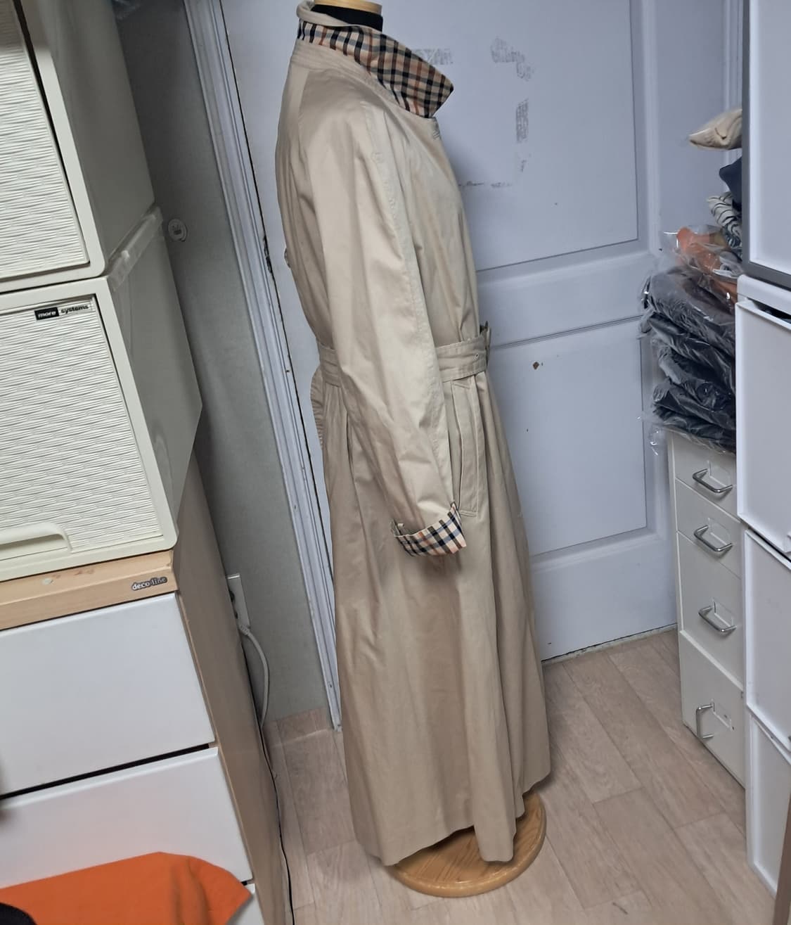 닥스 여성 빈티지 롱 트렌치 코트 베이지 66 상품이미지4