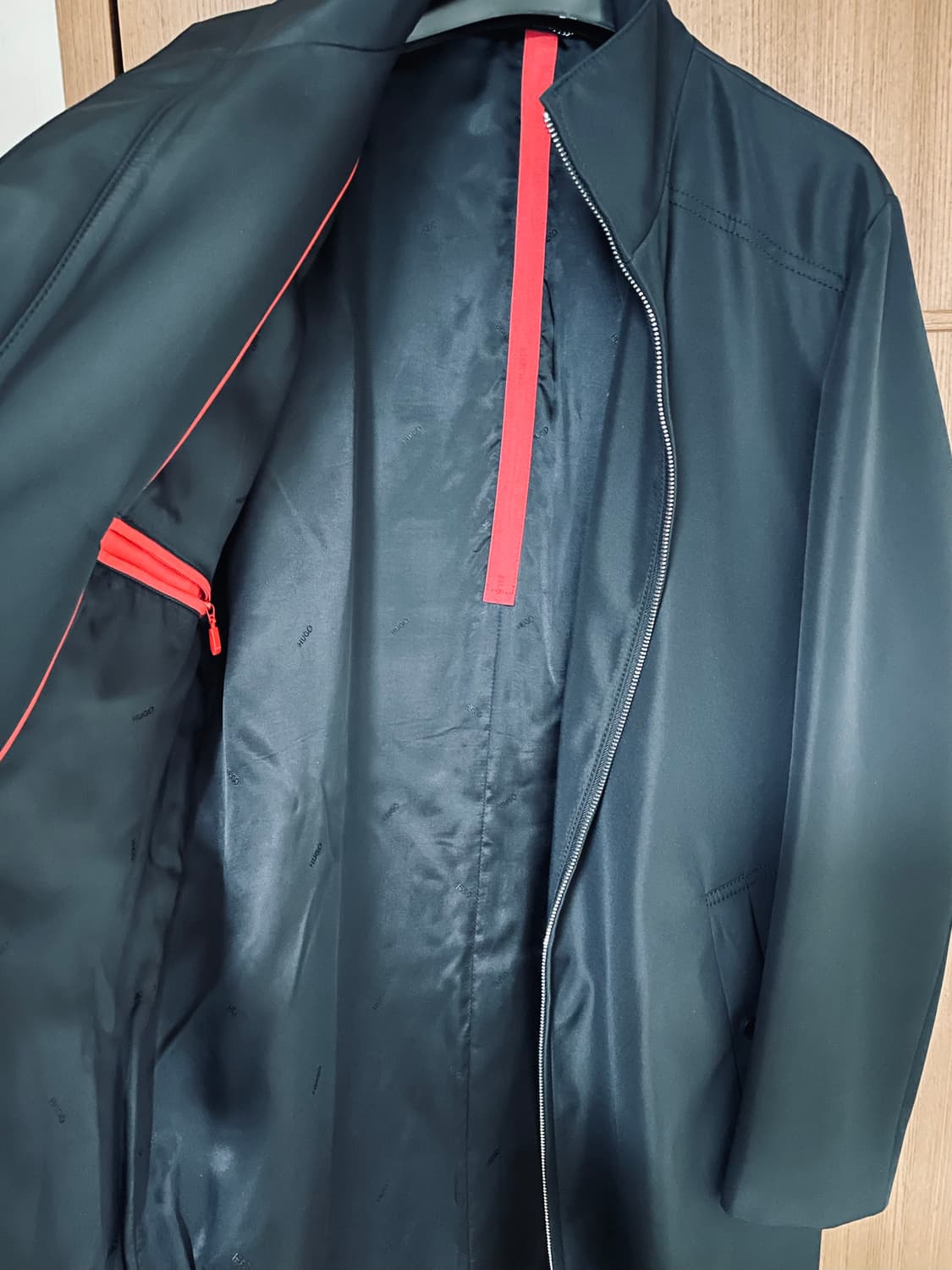 Hugo Boss 나일론 하이넥 코트 상품이미지3