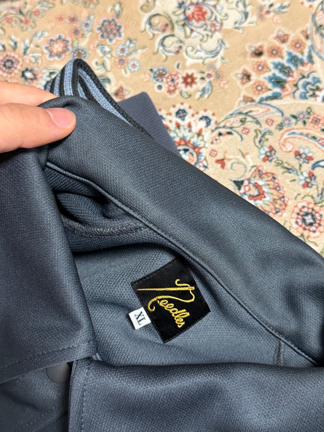 니들스 스튜디오스 별주 트랙 스냅 자켓 상품이미지4