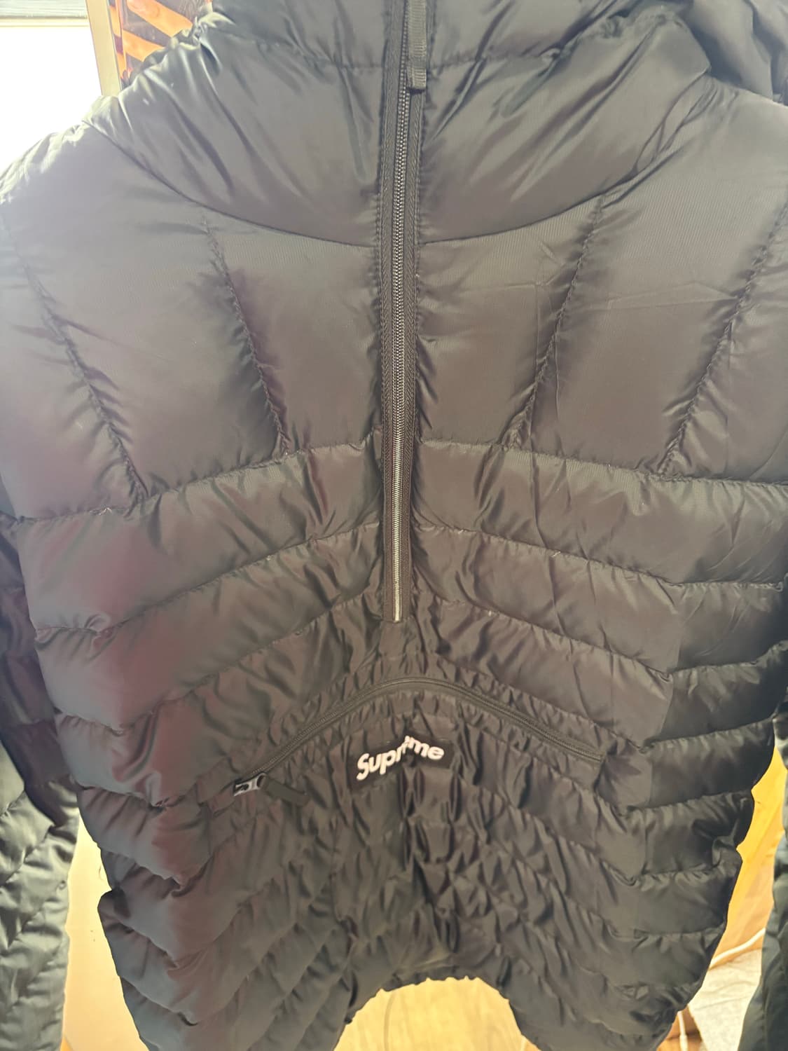 슈프림 경량 패딩 상품이미지1