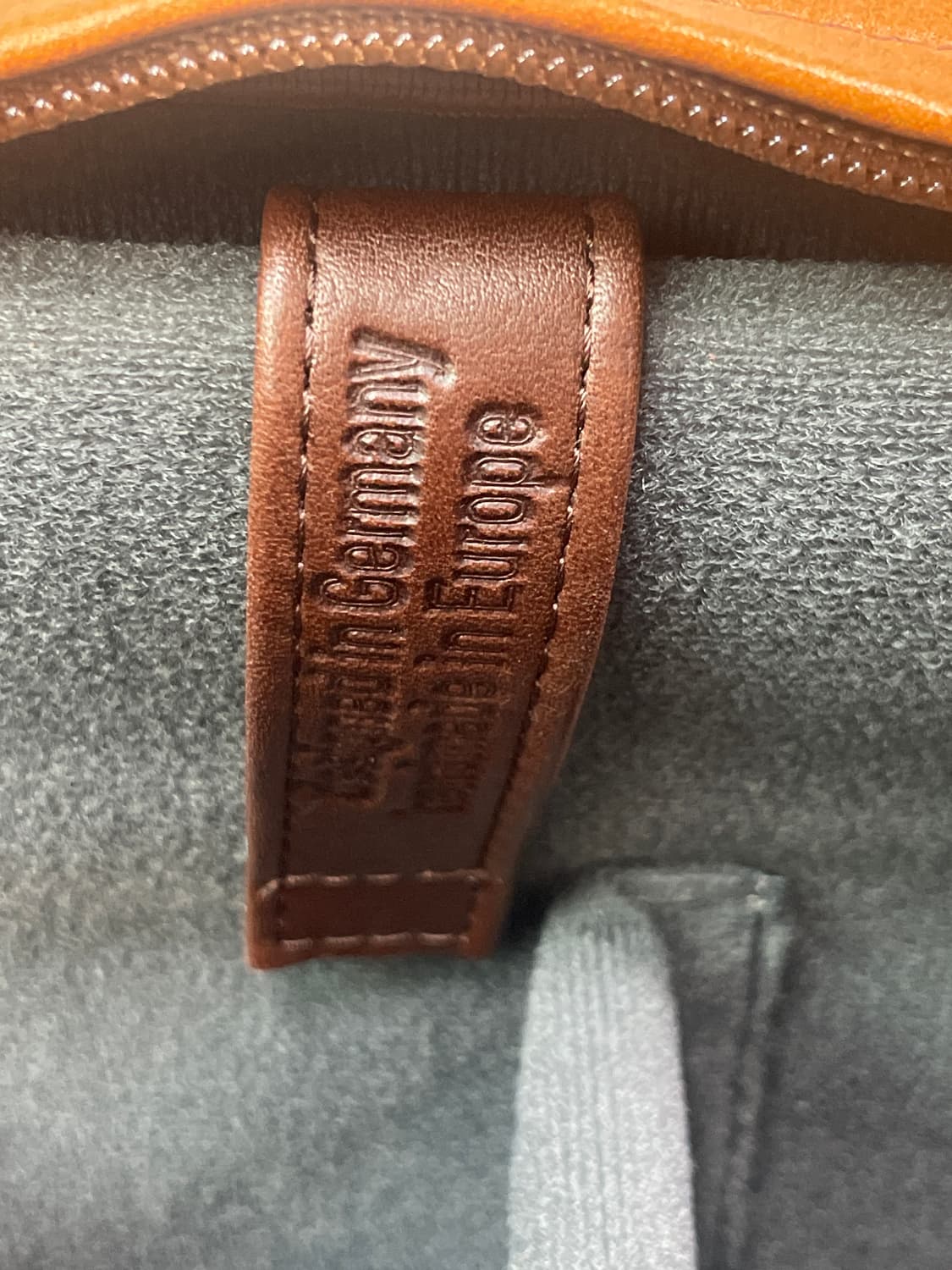 꼼파뇽 위크엔더 가방 상품이미지4