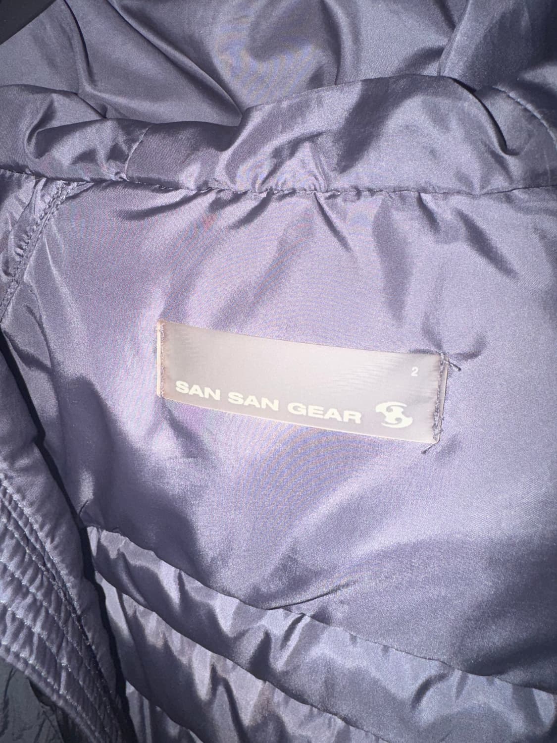 산산기어 패널드 푸퍼 자켓 블랙 - 24FW 상품이미지3