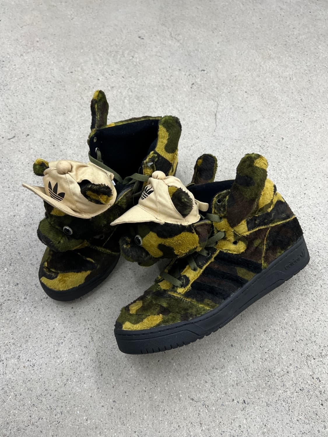(새상품) 아디다스 X 제레미스캇 카모 베어 포럼 / 265 상품이미지1