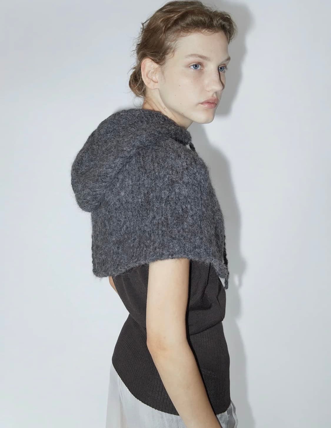 <삽니다🥹>팔로마울 마리나 울 니트 후드 케이프 삽니다! 상품이미지2