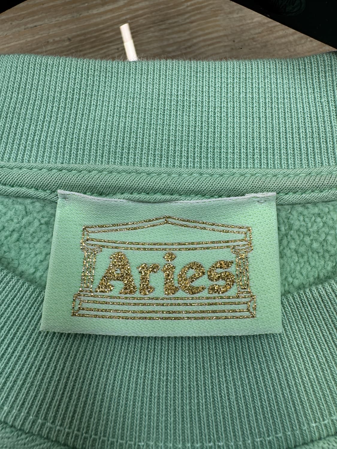 에리즈 22FW 템플 스웻셔츠 상품이미지5