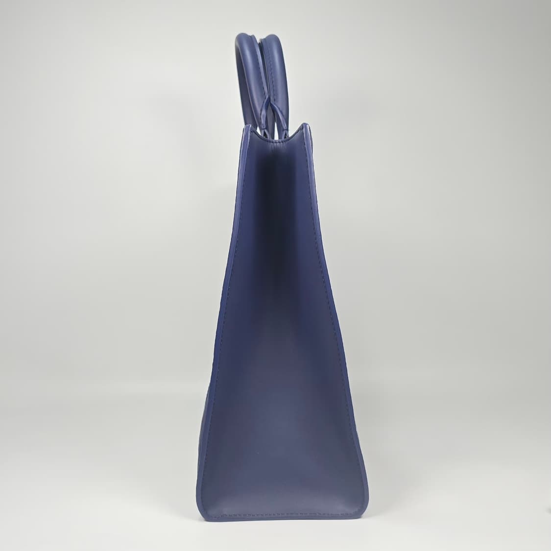 루이비통 삭플라 24H 사파이어 상품이미지5