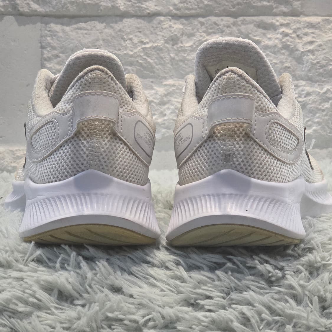 3a-7:나이키 런 스위프트 화이트(23.5cm) 상품이미지3