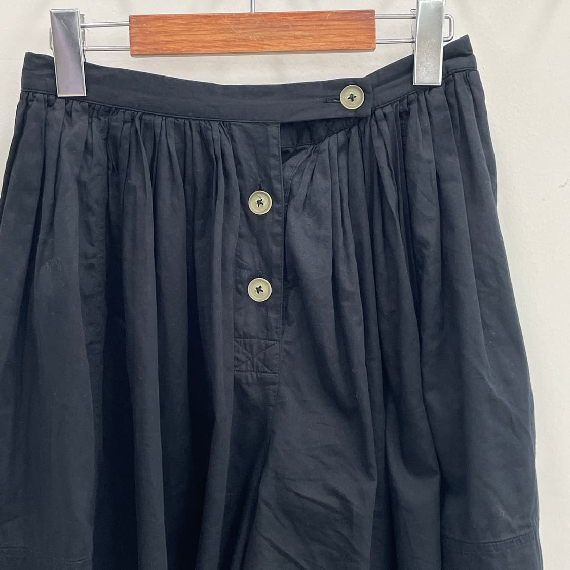 비비안 웨스트우드 Pleated Shorts 셔링 큐롯 팬츠 상품이미지2