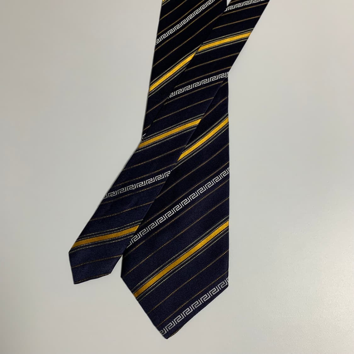 베르사체(VERSACE) 명품넥타이 스트라이프 신형라벨 A+ 최상급 상품이미지3