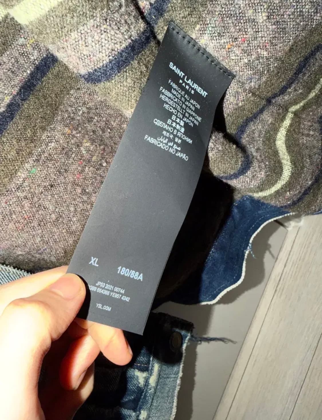 생로랑 디스트로이드 데님 자켓 size xL 상품이미지5