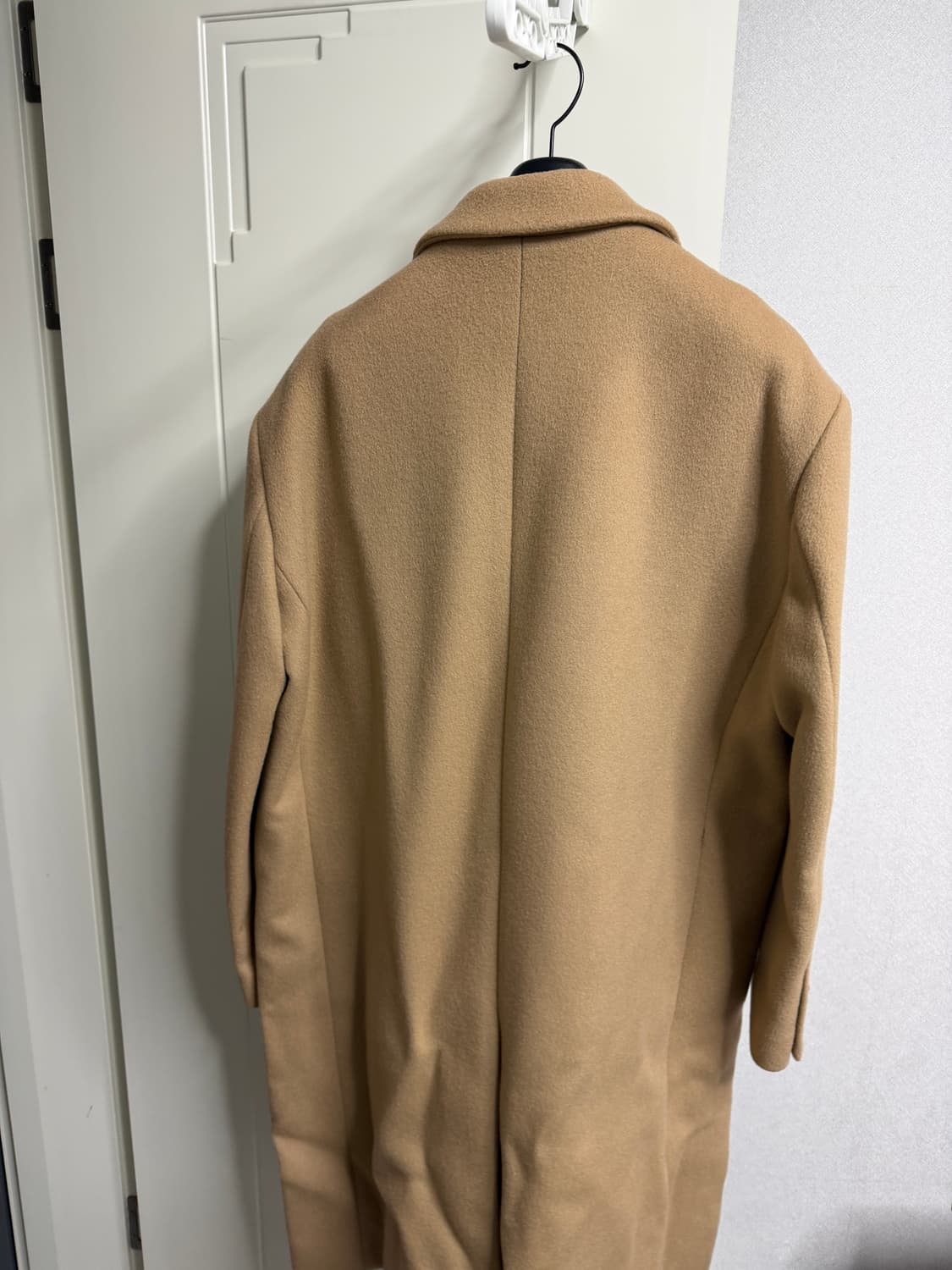 STU 3버튼 오버핏 핀턱 카멜 코트 상품이미지3