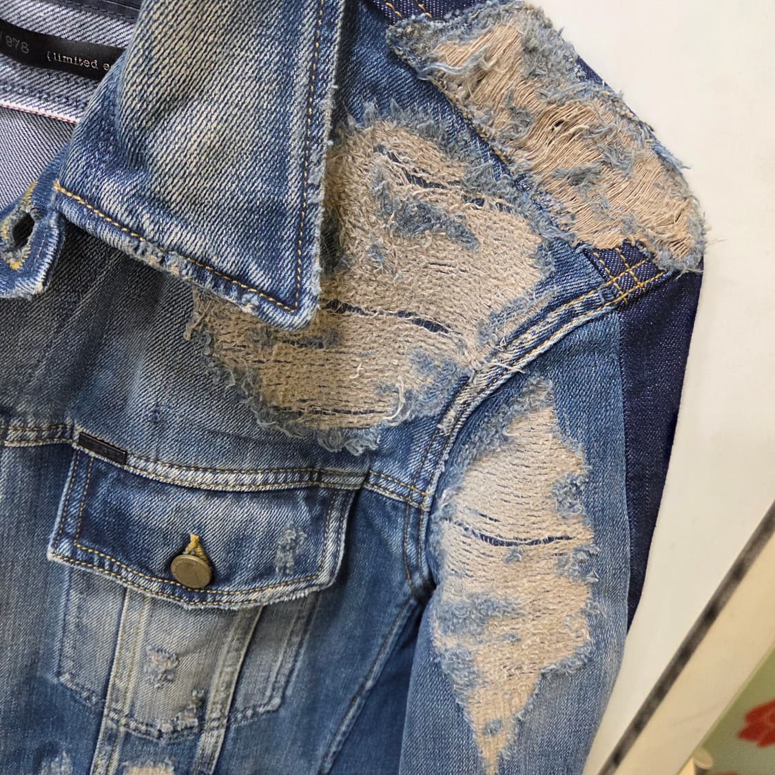 디젤 디스트로이드 데님 자켓 상품이미지2