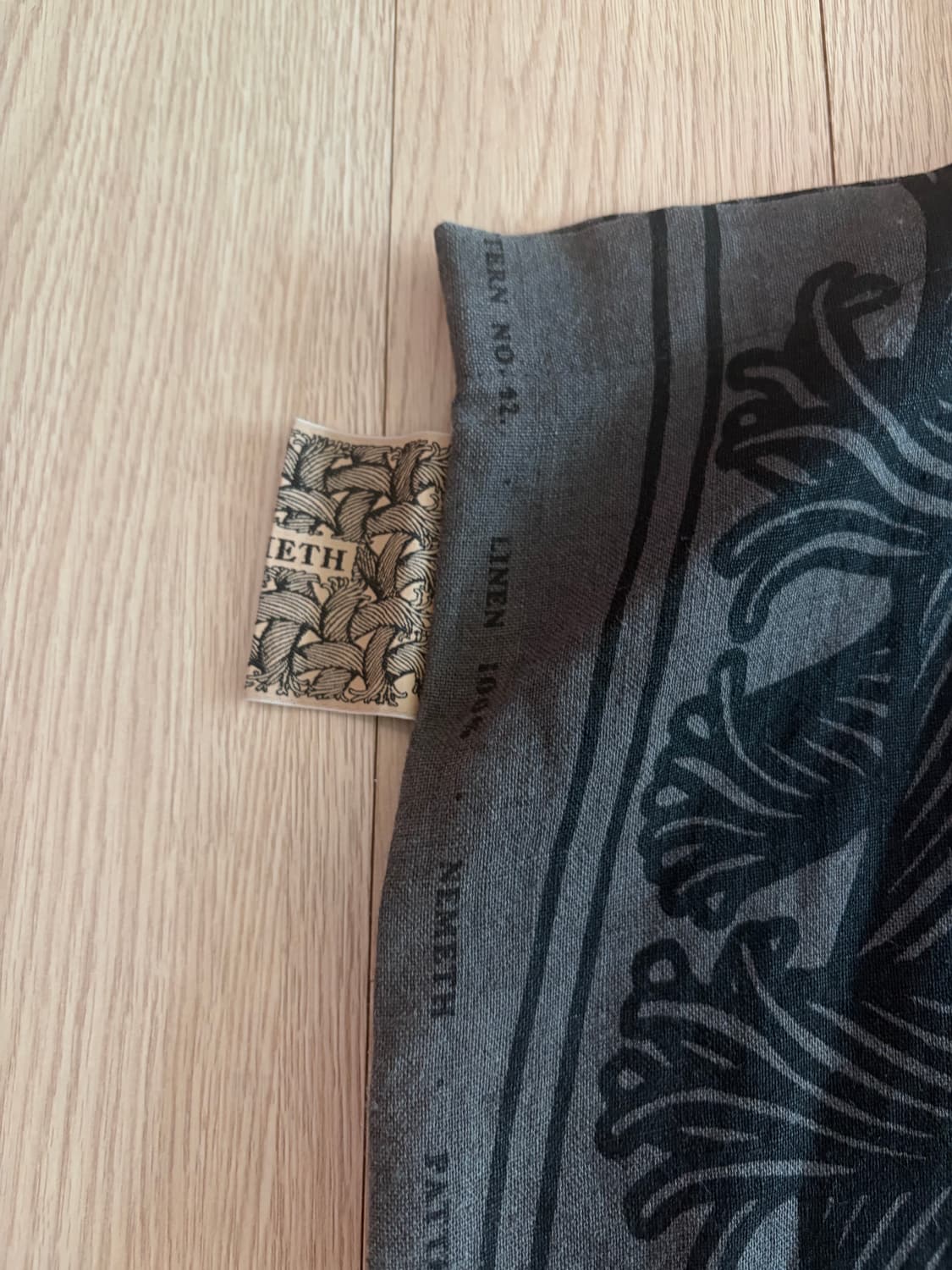 크리스토퍼 네메스 린넨 토트백 상품이미지2