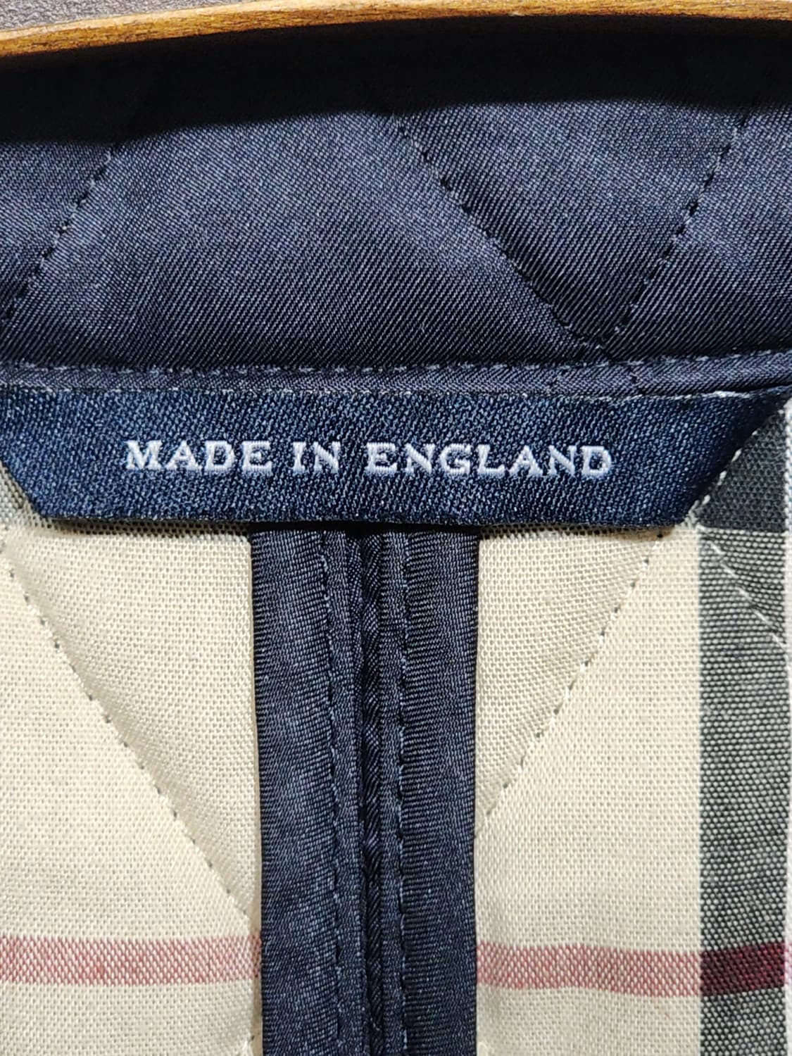 (L) 버버리 퀼팅자켓 네이비 안감 노바체크 누빔점퍼 영국판  상품이미지3