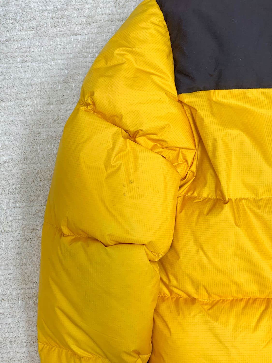 Adidas Yellow/Brown Padded Jacket 상품이미지4