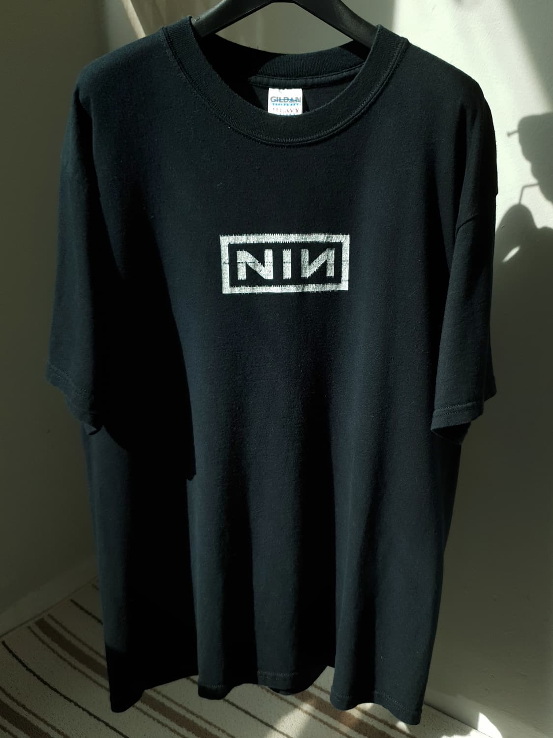 GILDAN 'NIN [WITH TEETH]' print tee 상품이미지2