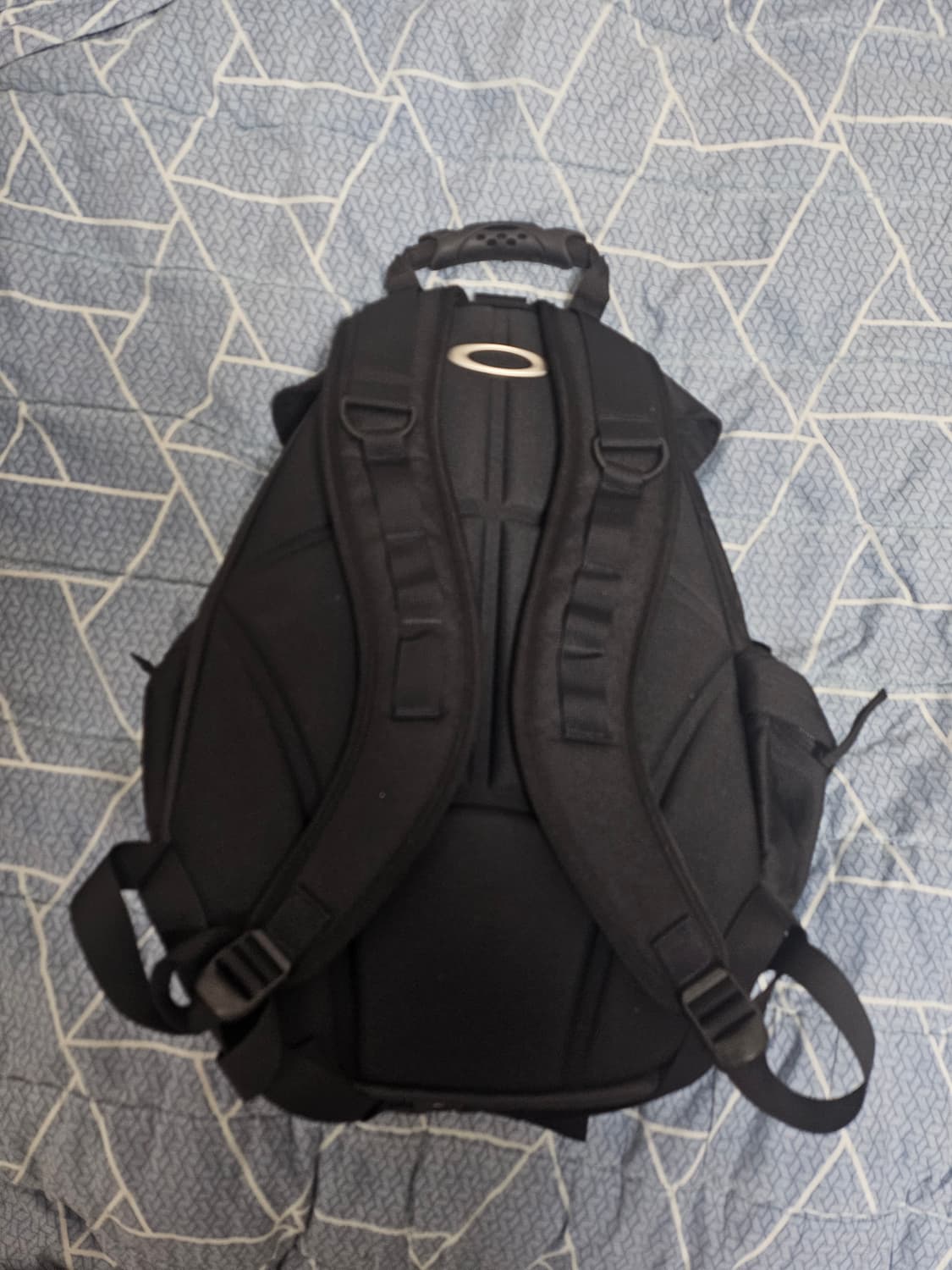 오클리 아이콘 RC 백팩 블랙아웃 상품이미지2