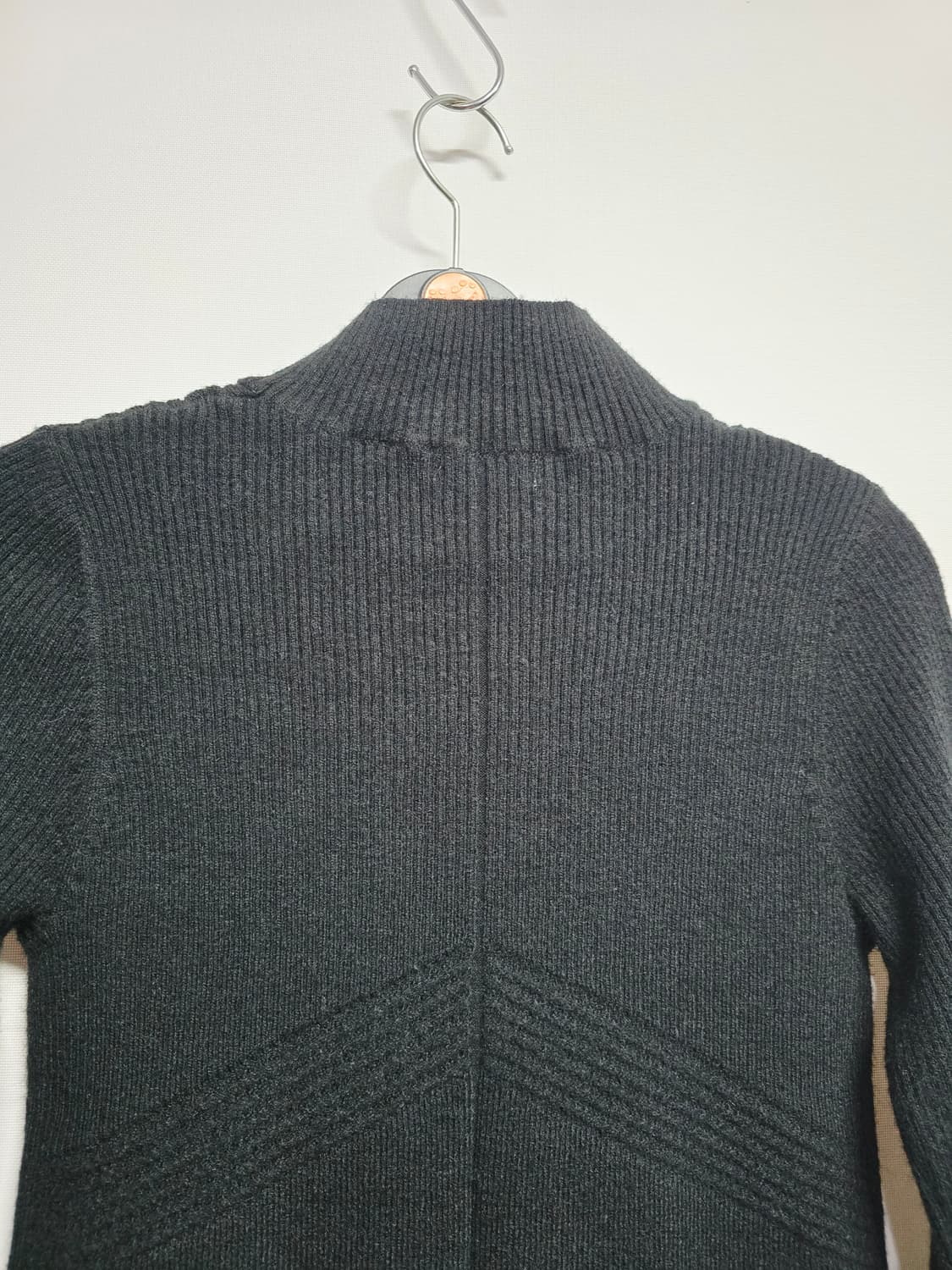 잇미샤 블랙 골지 반목 니트 66 상품이미지5