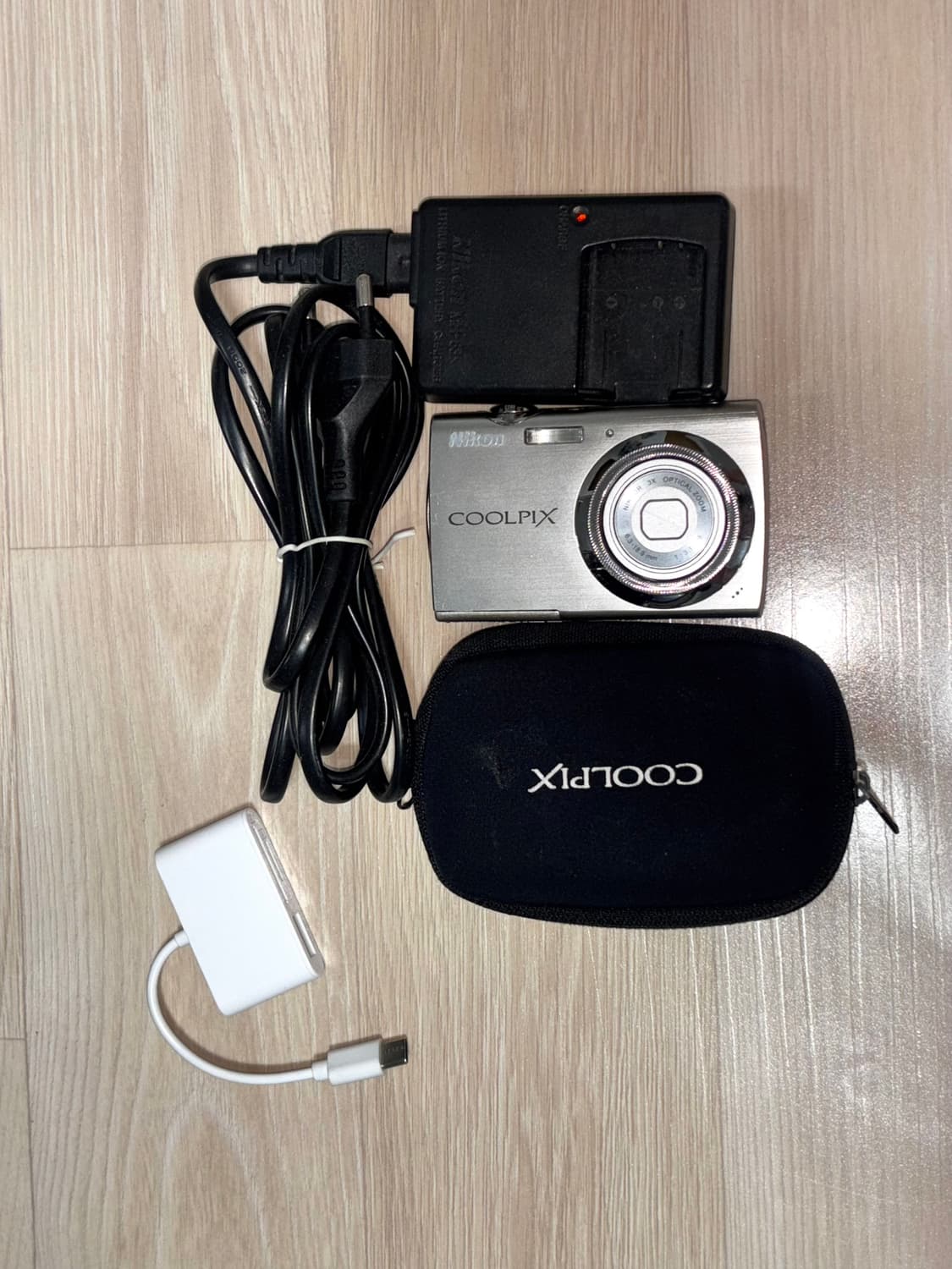 풀구성) Nikon 니콘 쿨픽스 s230 빈티지 디카 실버 디카 상품이미지2