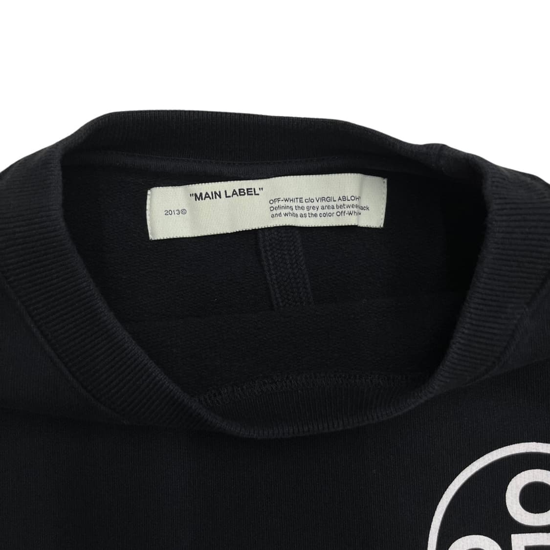 오프화이트 테이프 패치 블랙 맨투맨 상품이미지6