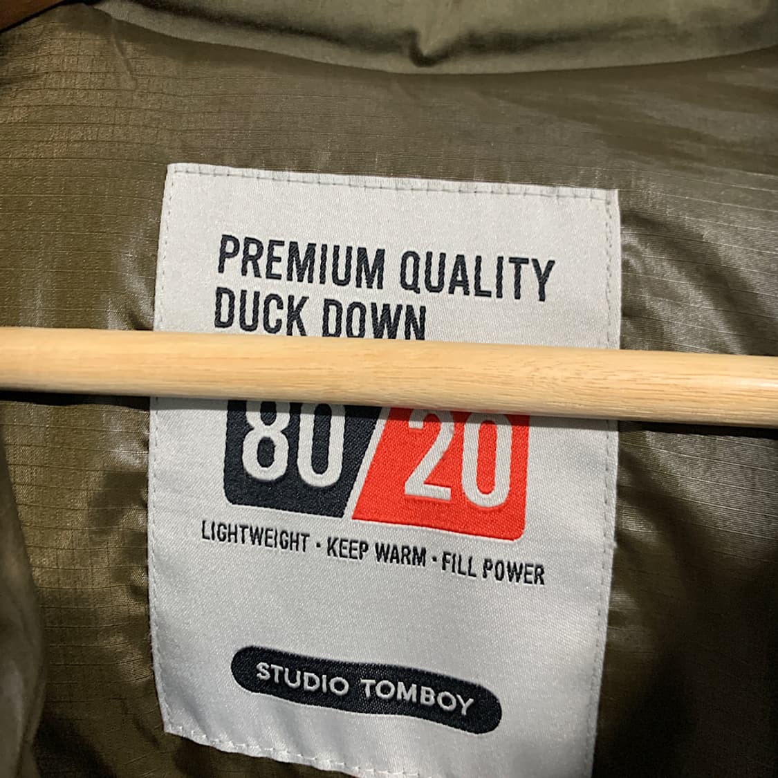 스튜디오 톰보이 남여공용 카키 숏패딩 상품이미지2