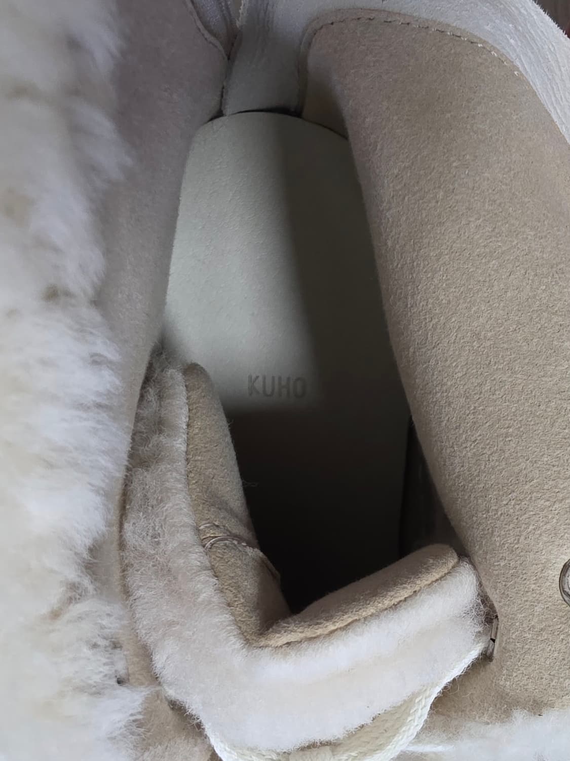 KUHO 쿠호 아이보리 털 스니커즈 245 / 한섬 정품 상품이미지4