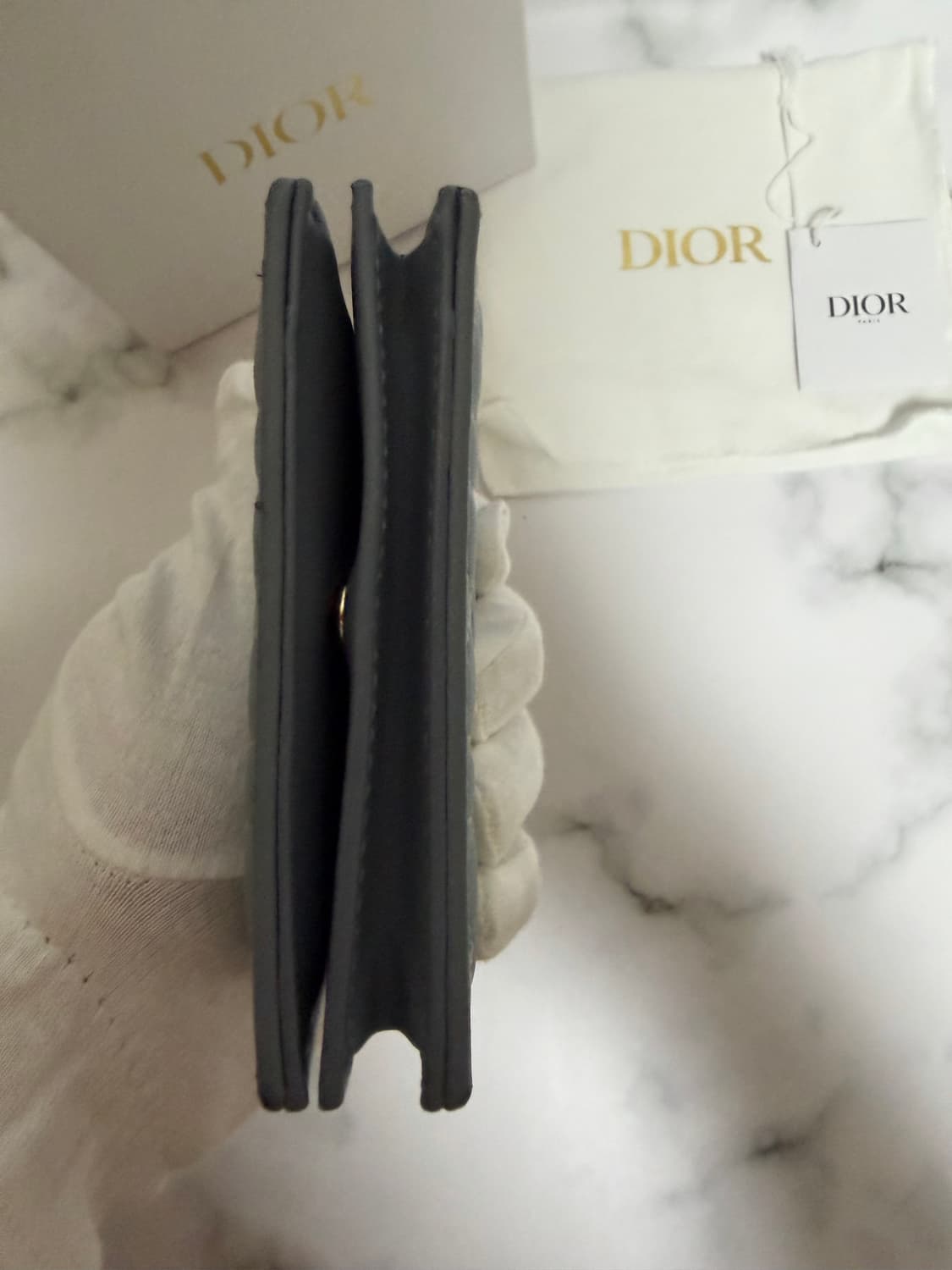 디올 레이디 까나쥬 페이던트 반지갑 상품이미지6