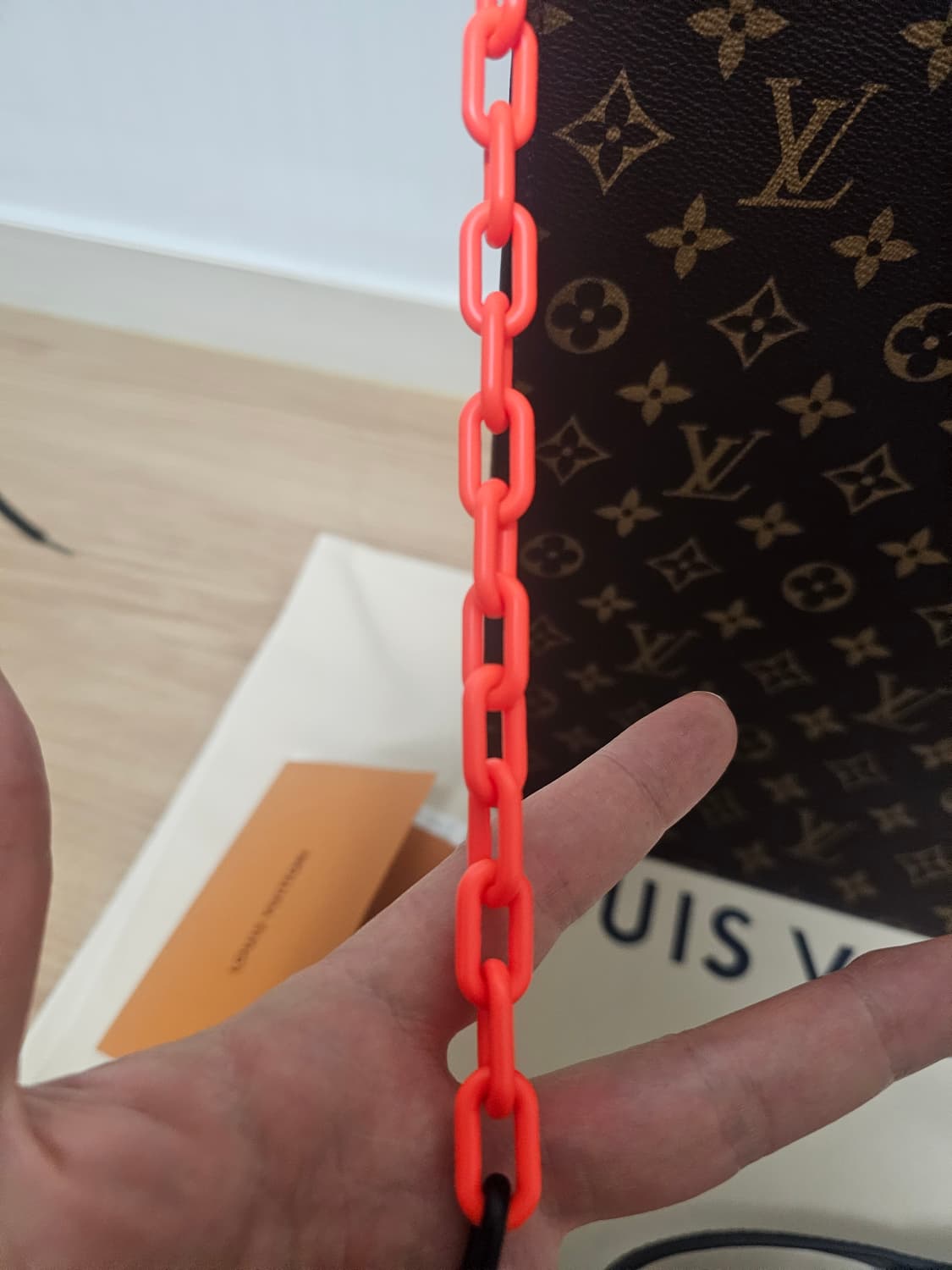 루이비통 버질아블로 캐릭터 자수 삭플라 크로스백 (새상품) 상품이미지7