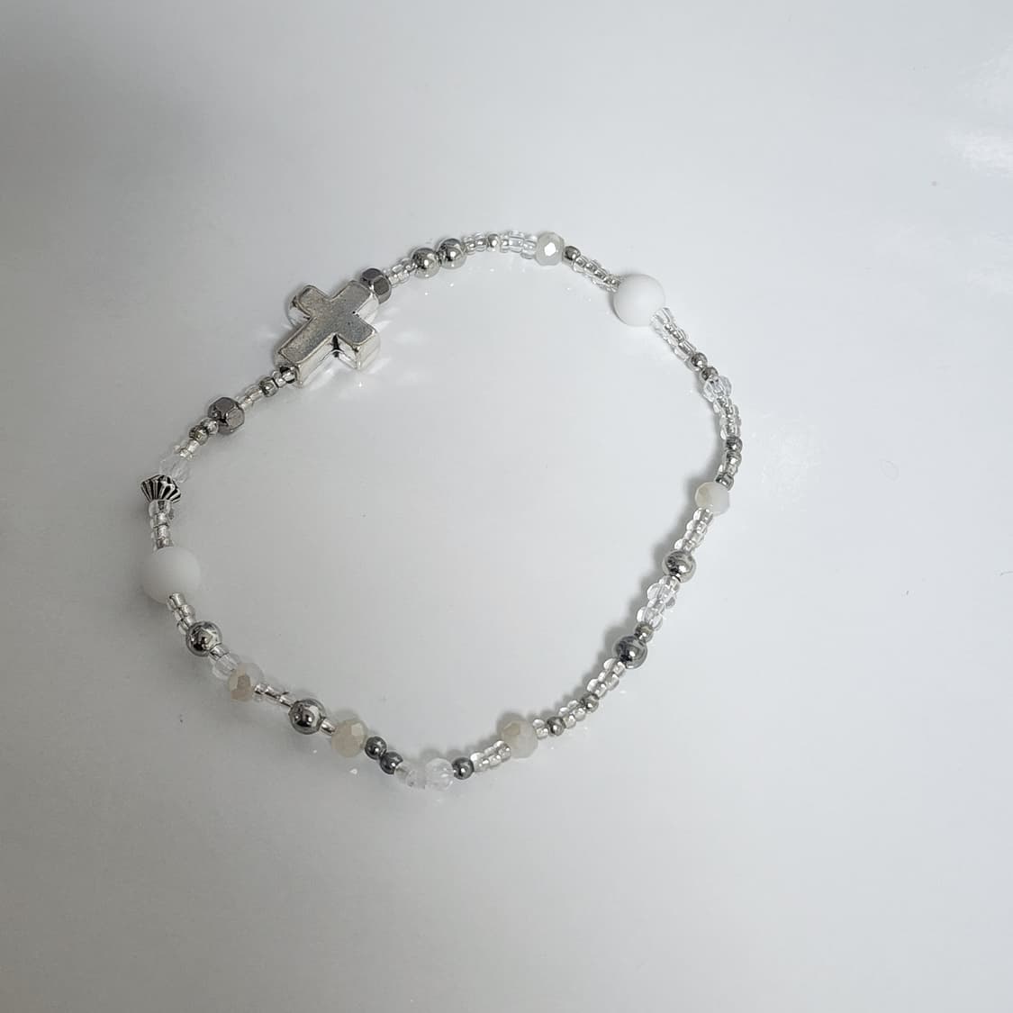 남자 화이트 실버 십자가 팔찌 상품이미지1