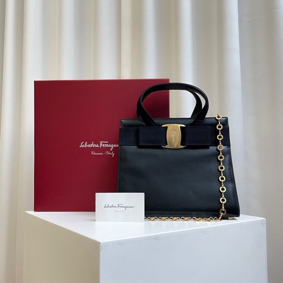 정품 페라가모 바라 토트백  상품이미지1