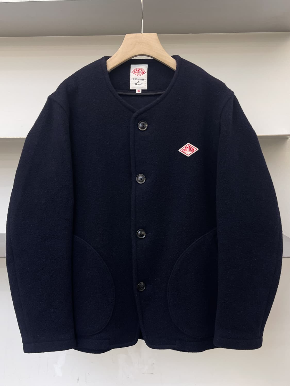 단톤 19aw 카라리스 울 자켓 상품이미지1