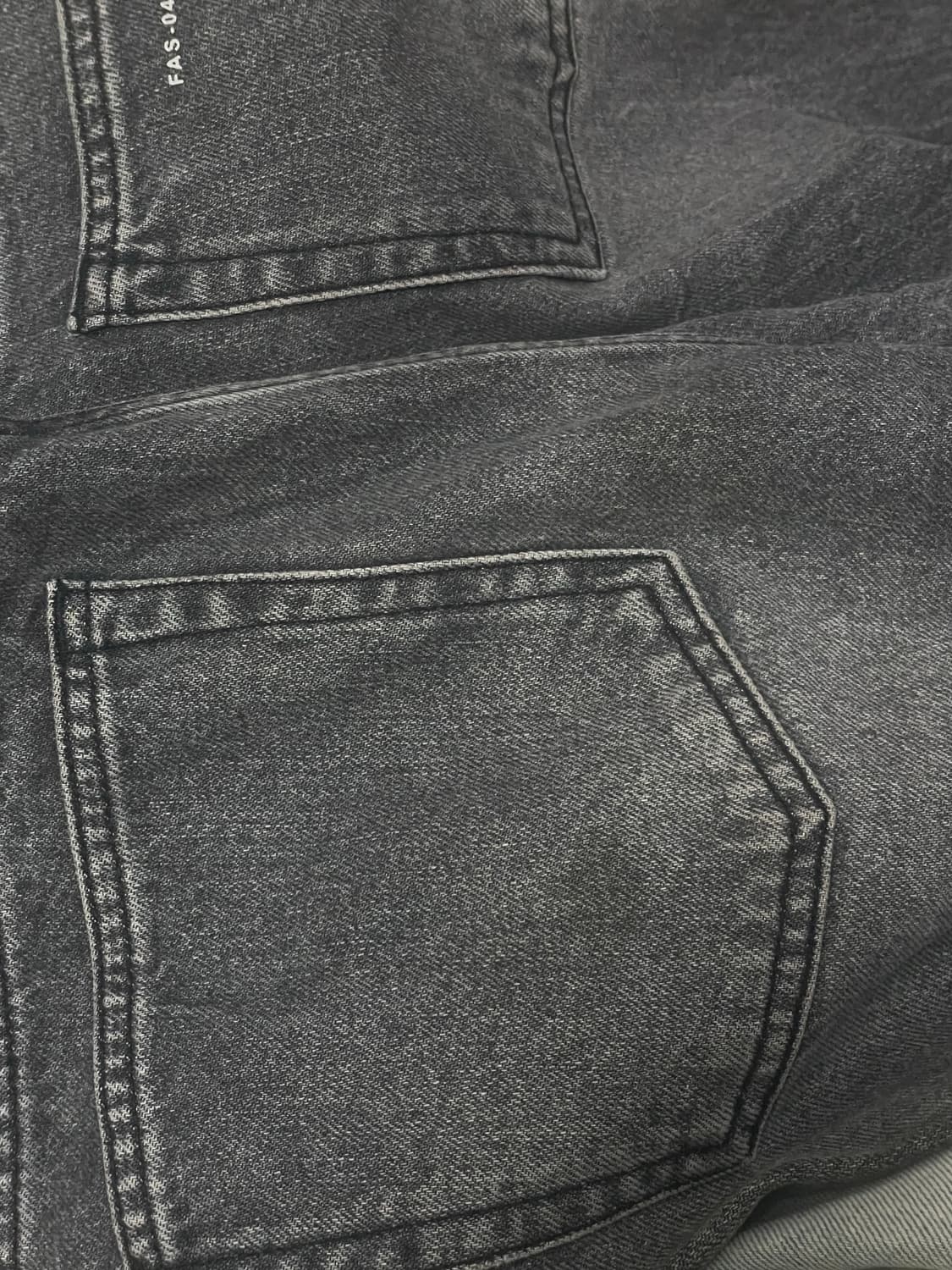 페이탈리즘 블랙 크루드 세미 플레어핏 48 상품이미지7