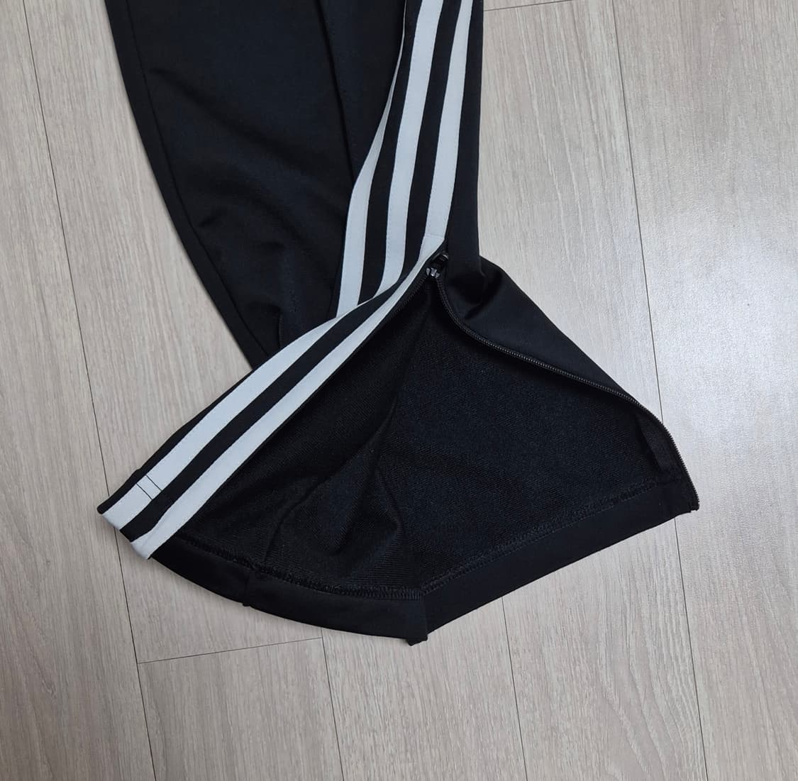 아디다스 유로파 트랙팬츠 상품이미지2