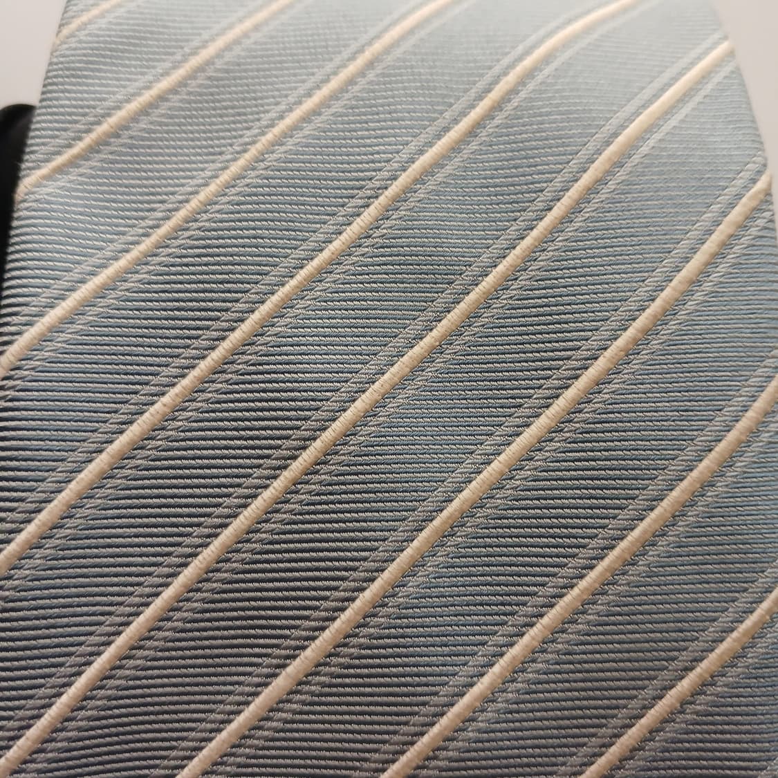 에스 티 듀퐁 실크 스트라이프 넥타이 9.1cm A등급 A18609
 상품이미지7