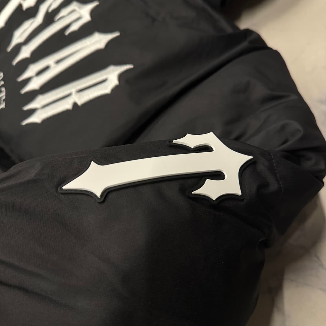 2025 트랩스타 아이언게이트 후드 상품이미지3