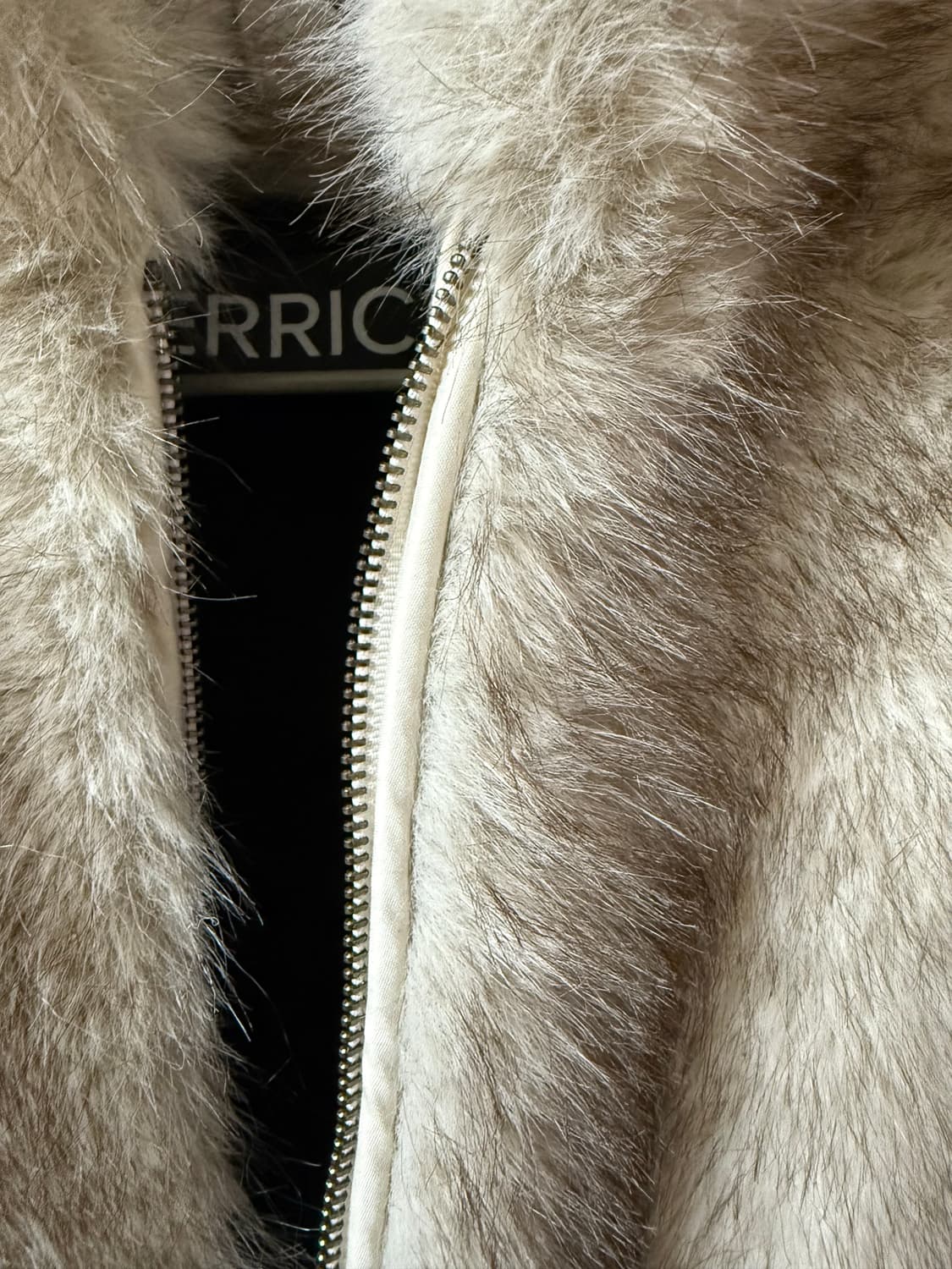 세릭 brushed fur jacket 퍼자켓 베이지 상품이미지6