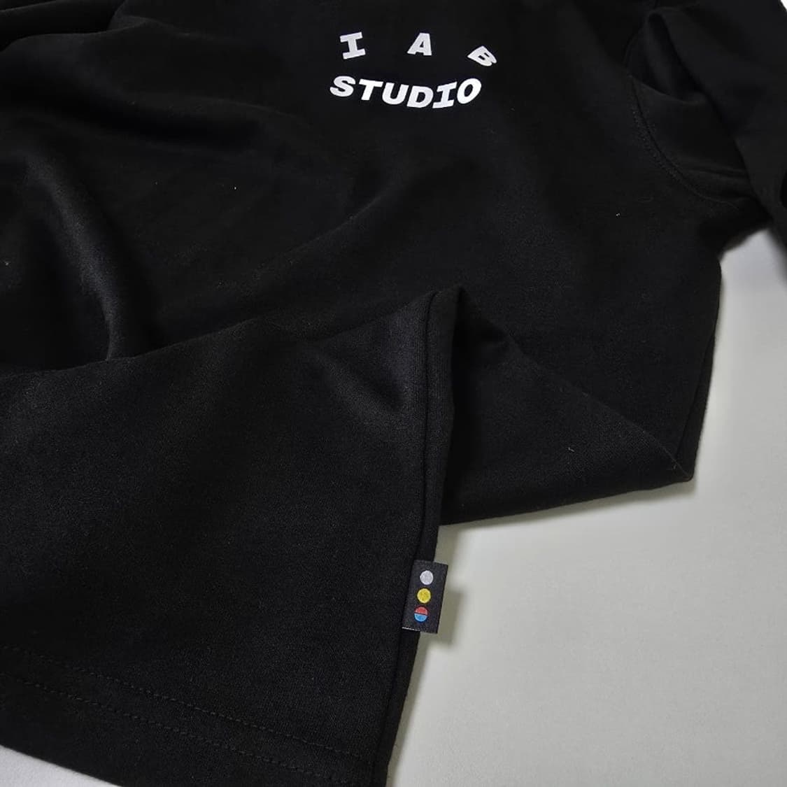 (새상품/L)아이앱 스튜디오 블랙 반팔 상품이미지6