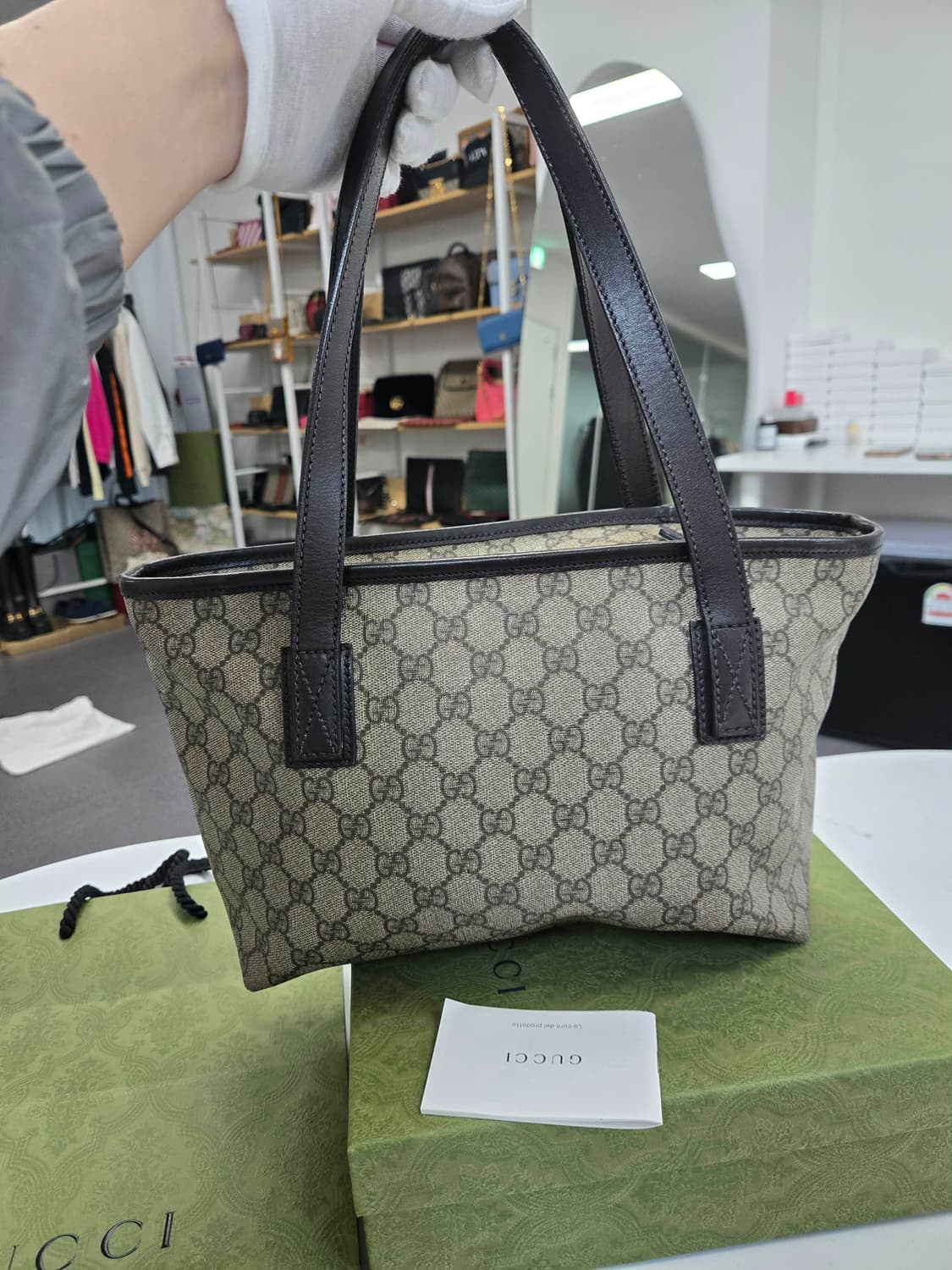 [40%할인] 구찌 시그니처 토트백 상품이미지2