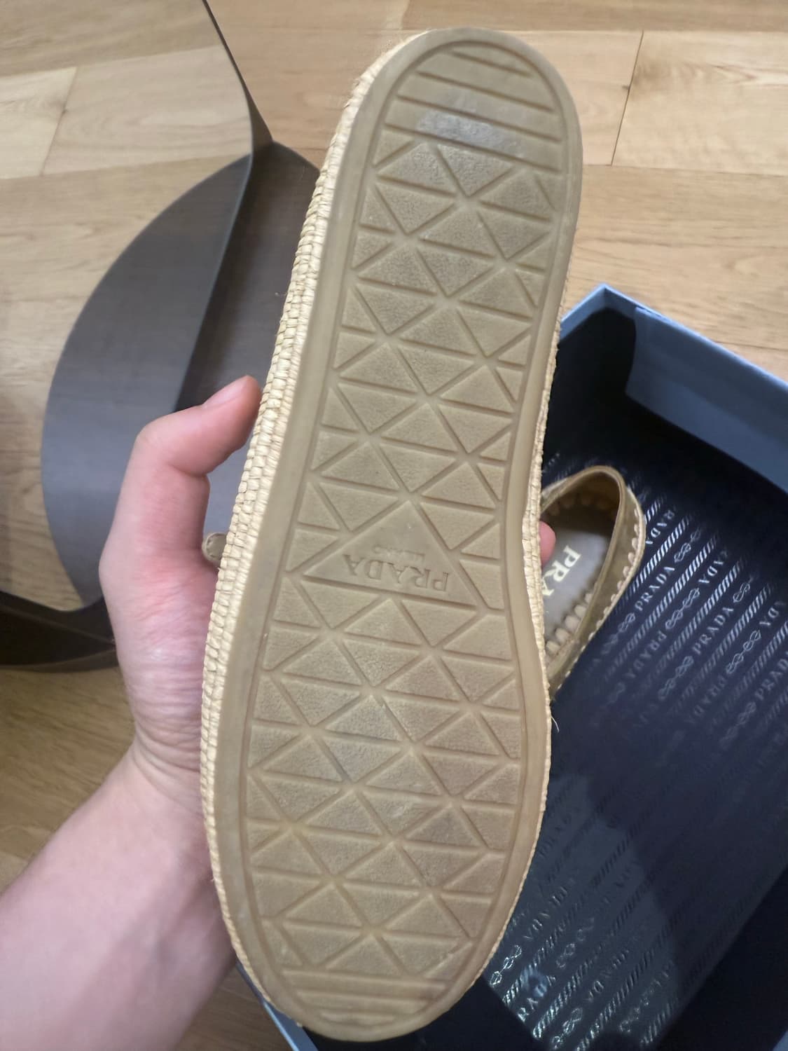 프라다 발레리나 스웨이드 플랫 상품이미지3