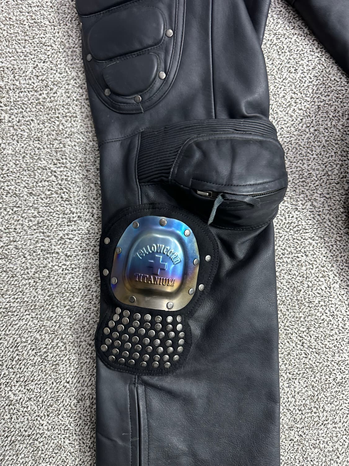 옐로우콘 블랙 가죽 바이크 팬츠 상품이미지4