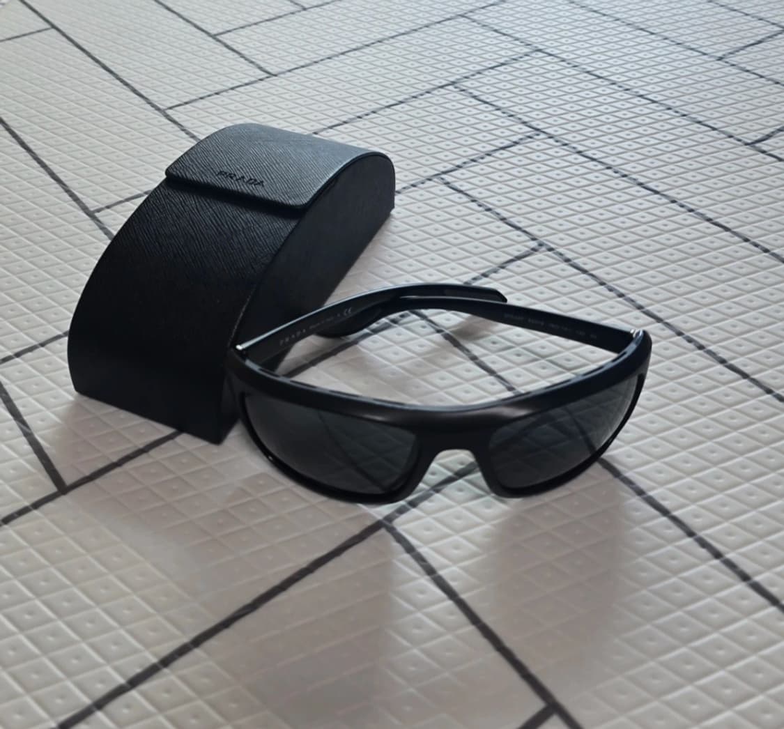 정품)프라다 리네아 로사 선글라스 상품이미지1