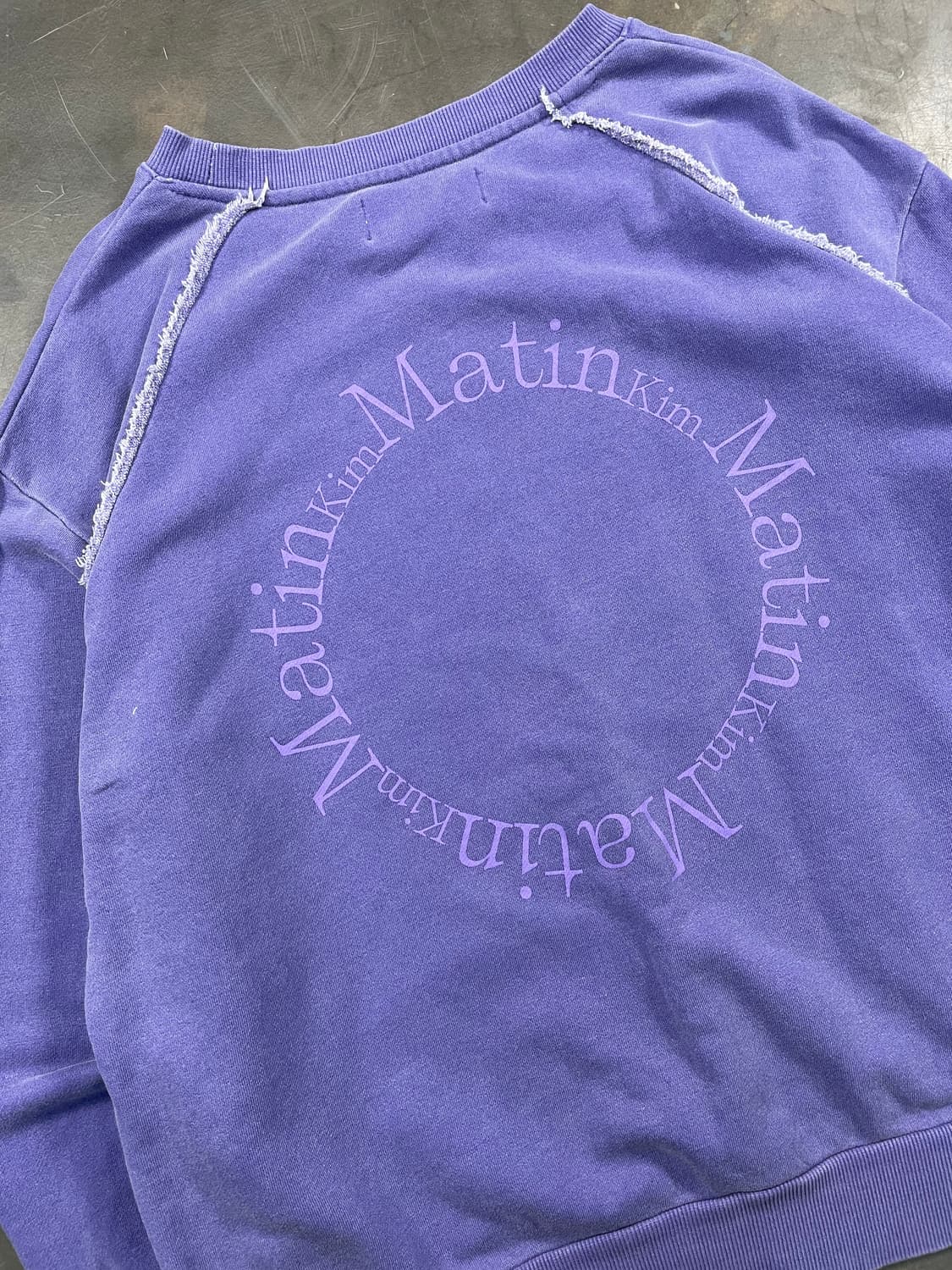 마뗑킴 피그먼트 스웻셔츠 상품이미지2