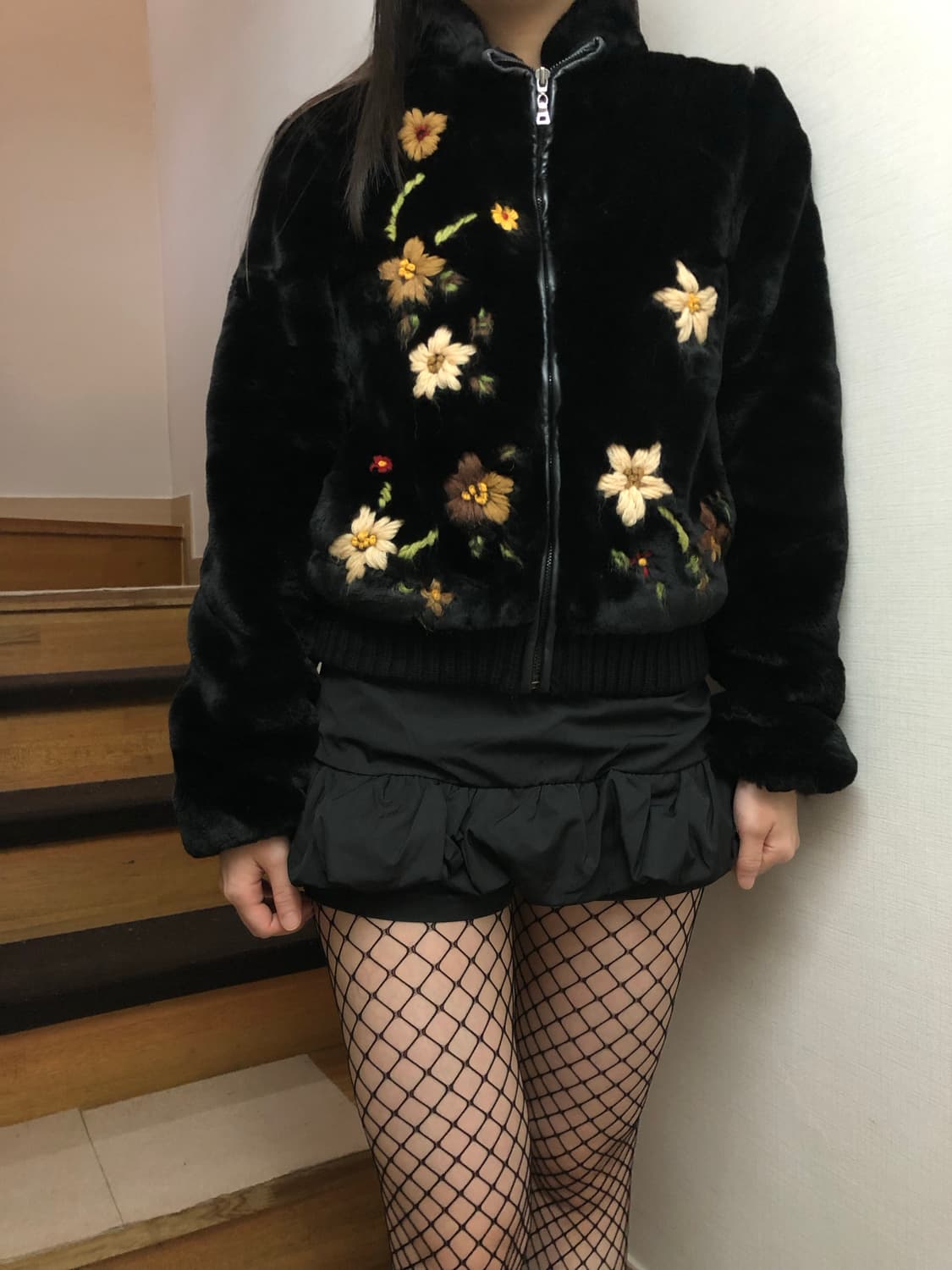 빈티지 ozoc 플라워 자수 에코 퍼 집업 상품이미지6