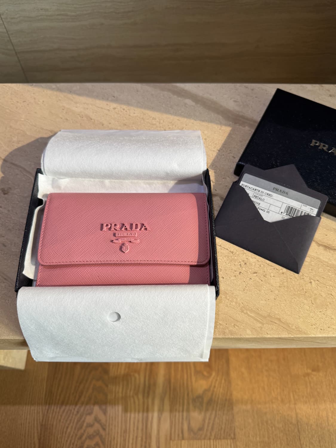 프라다 사피아노 핑크 지갑 상품이미지1
