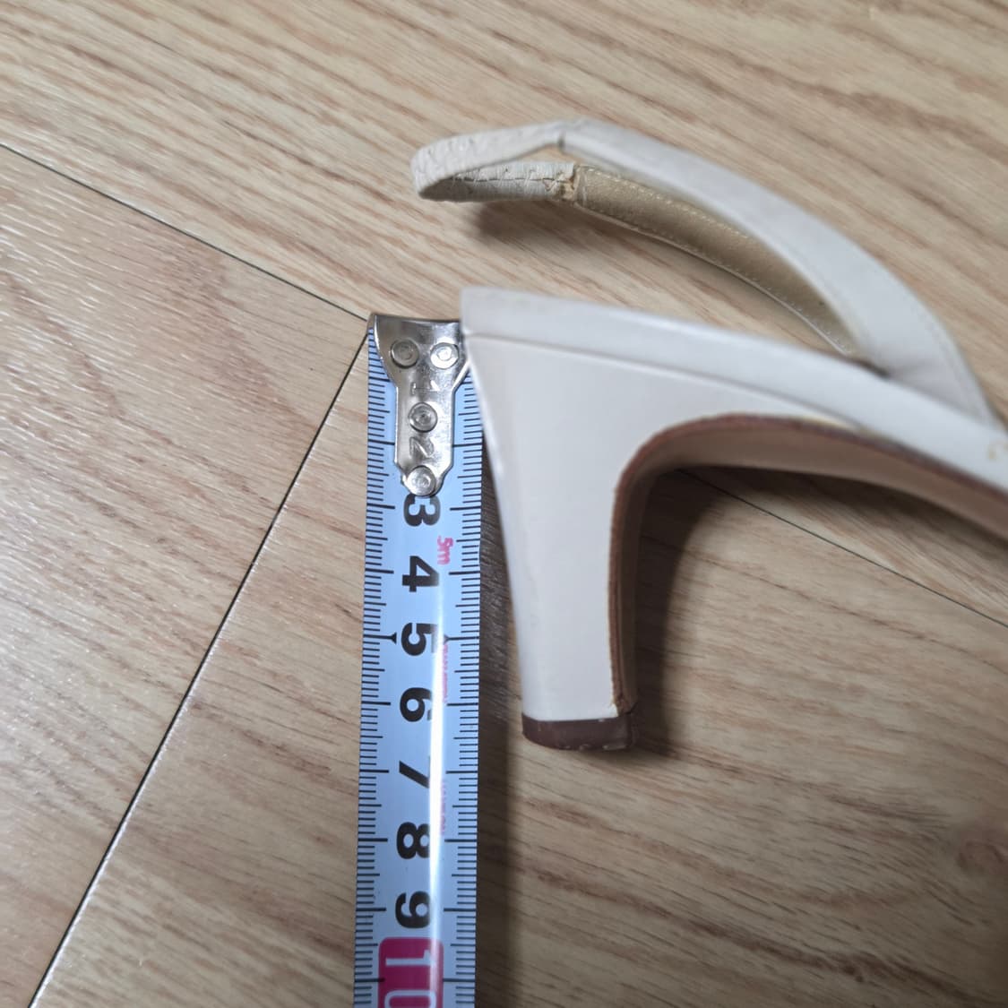 페레가모 베이지 샌들 235 상품이미지6