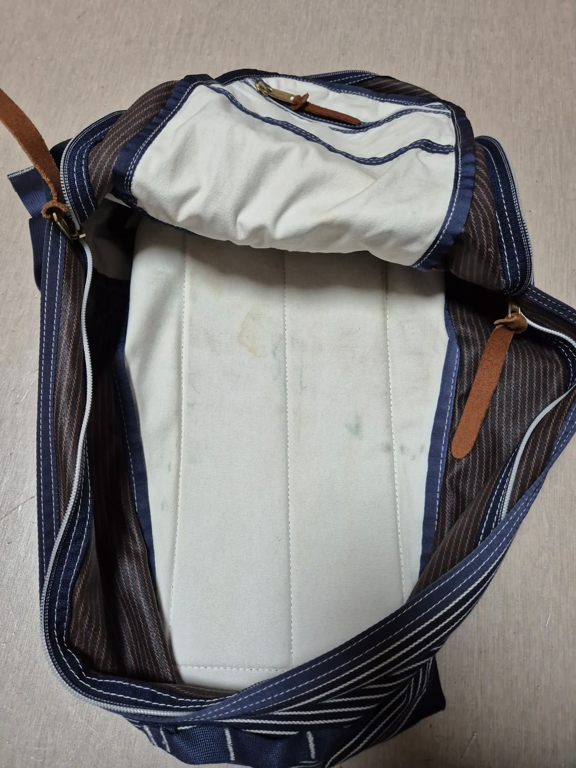 그레고리 히코리 스트라이프 백팩 상품이미지8