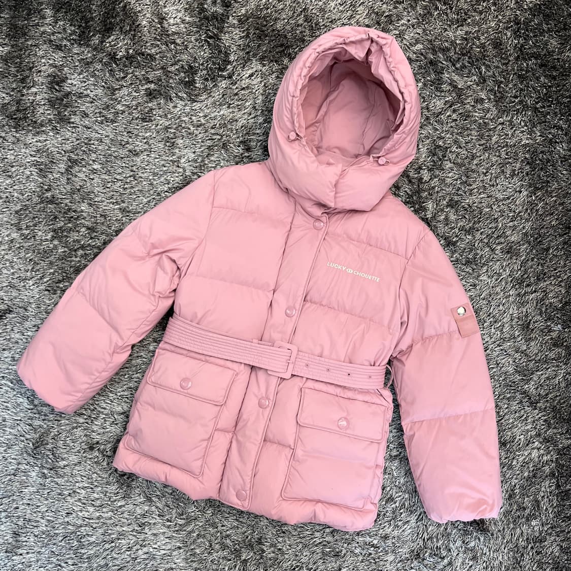 럭키슈에뜨 여성 구스다운 벨티드 패딩 (36) 상품이미지1