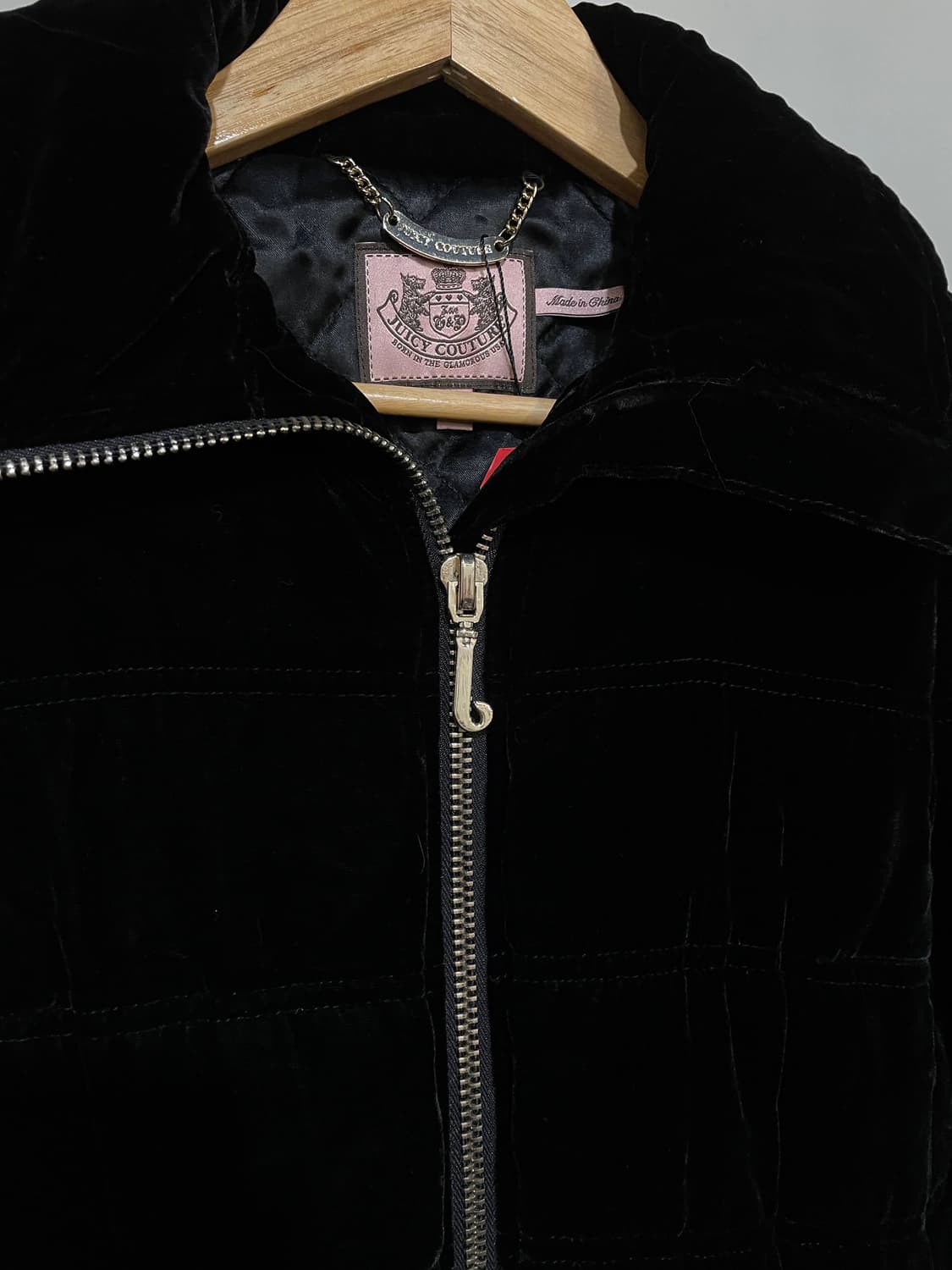 juicy couture 쥬시꾸뛰르 벨벳 크롭 블랙 패딩 갸루 y2k 상품이미지5