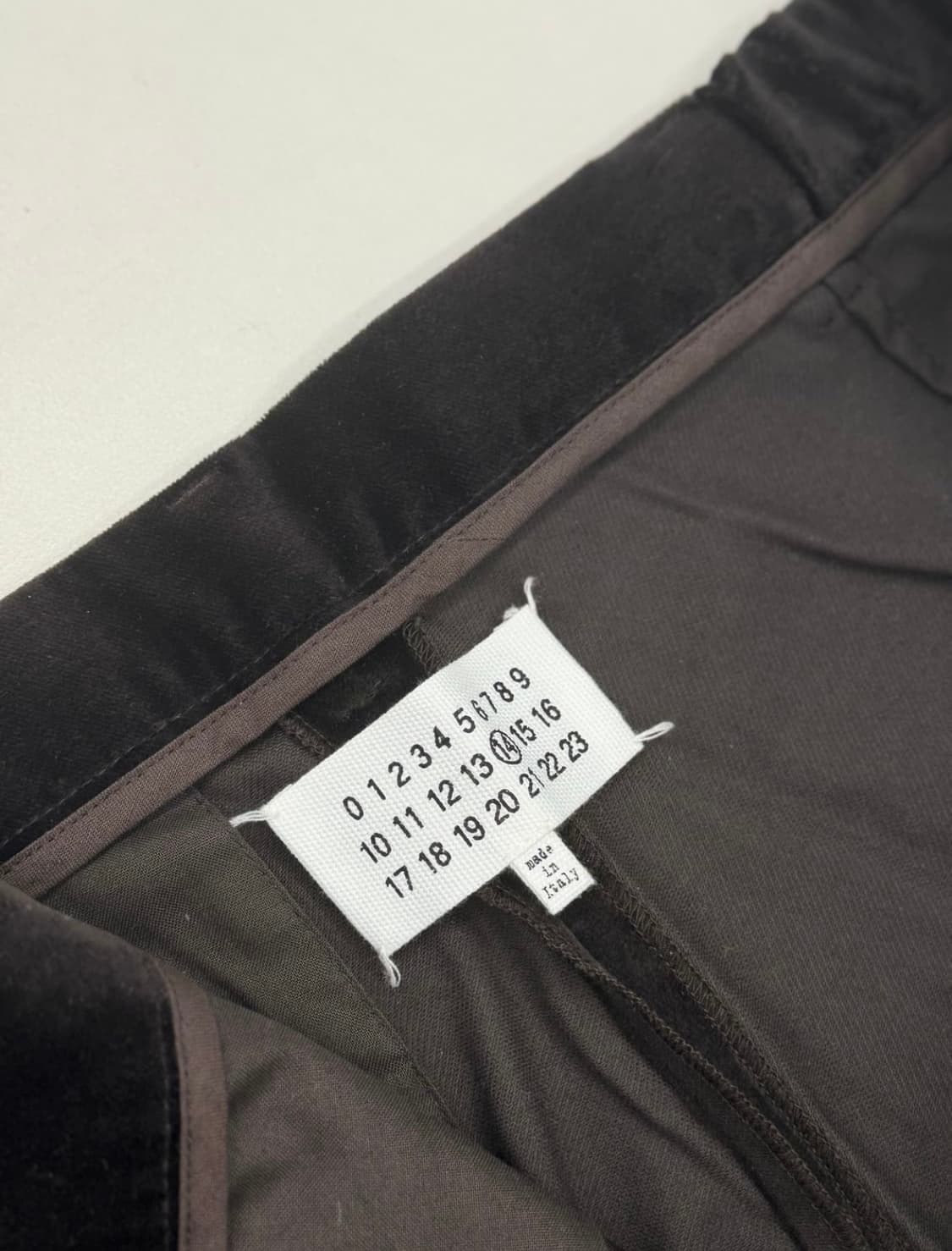 메종 마르지엘라 벨벳 트라우저 상품이미지4